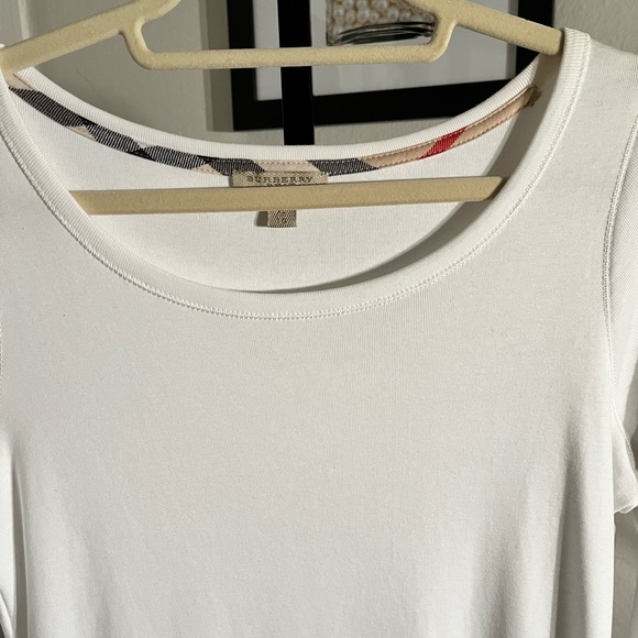 BURBERRY BRIT PRE-LOVED AUTHENTIC WHITE SIGNATURE DESIGN SCOOP NECK TOP - Picture 4 of 17